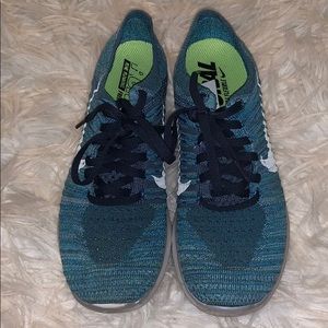 Nike Free Run Flyknits